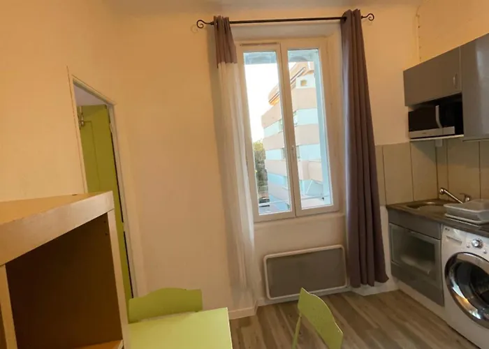 Petit Nid * Saint-Raphaël